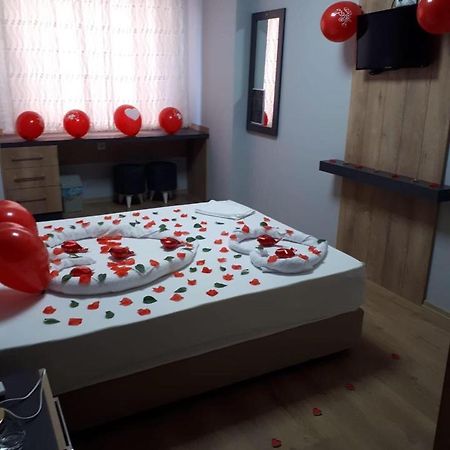 Esas Pansiyon Gemlik Exterior foto