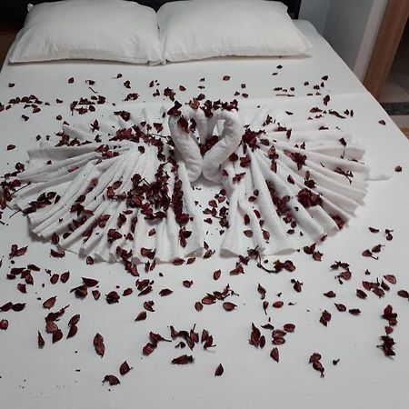 Esas Pansiyon Gemlik Exterior foto