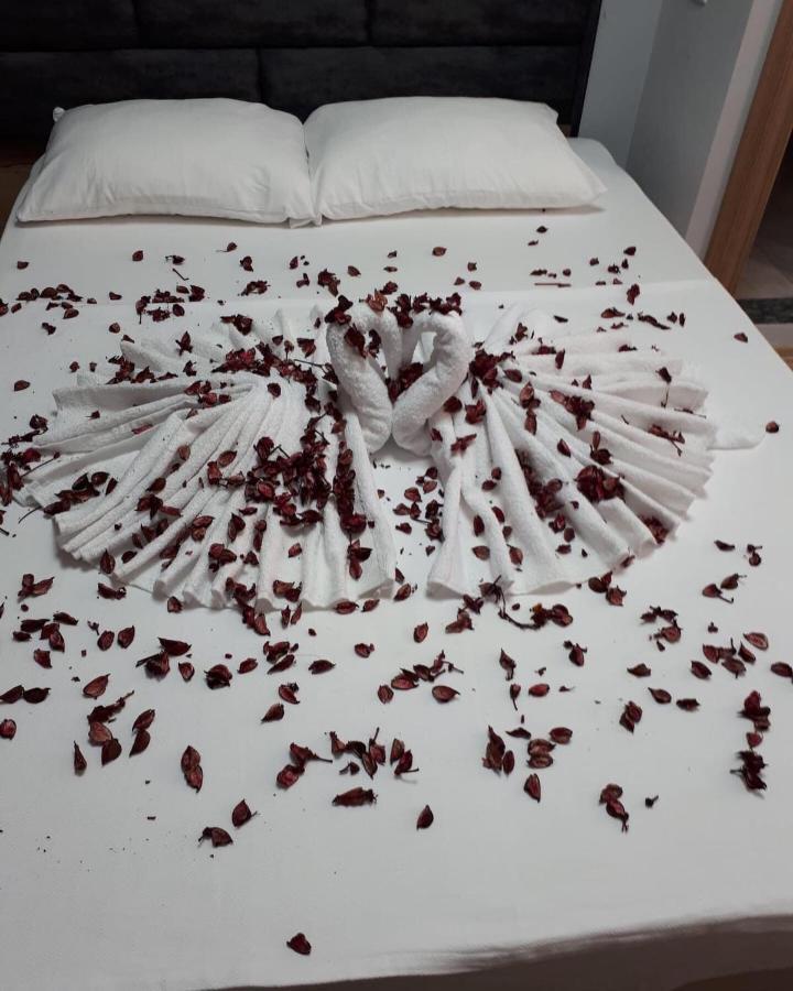 Esas Pansiyon Gemlik Exterior foto